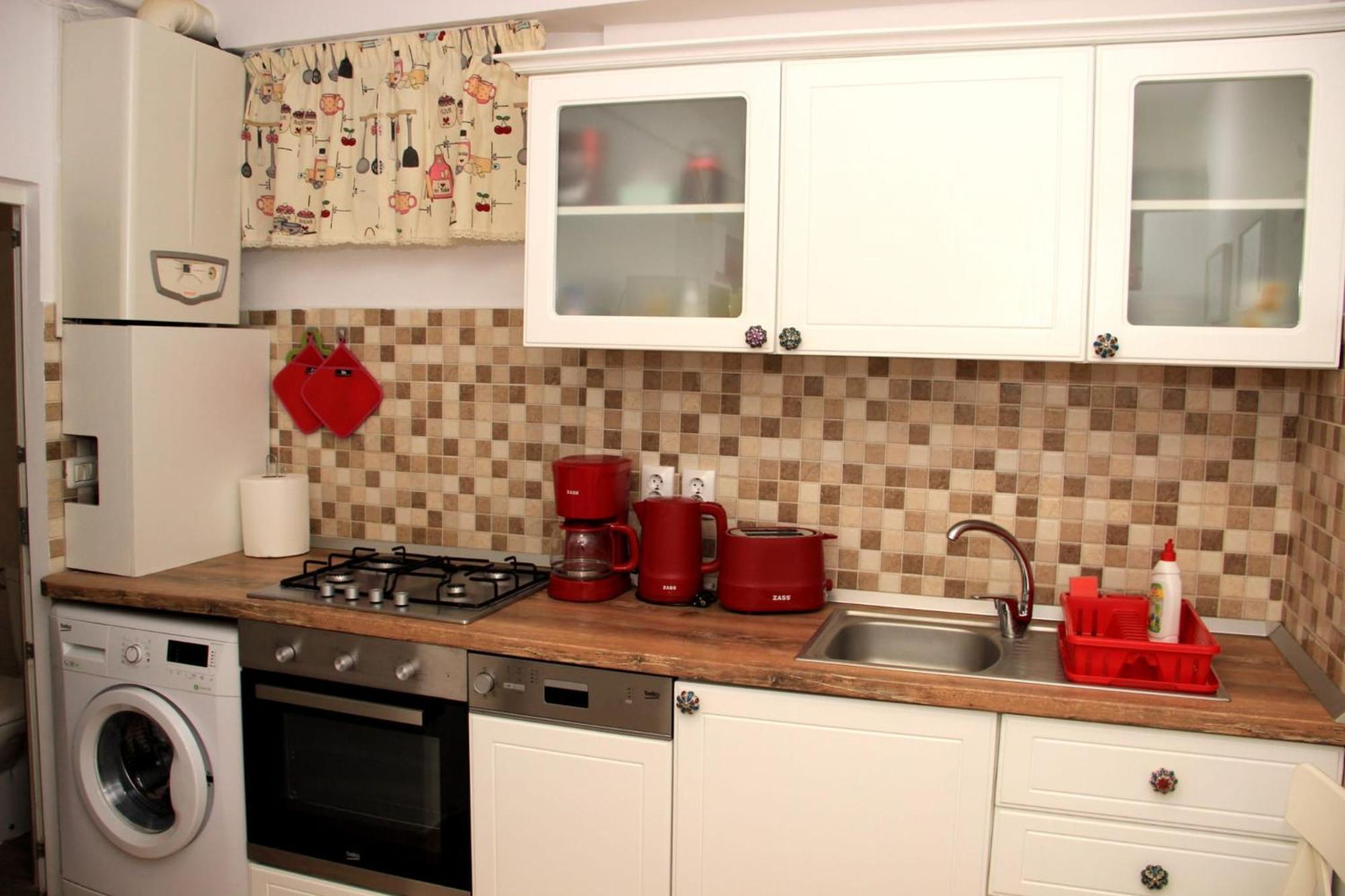 John Residence Apartment Brasov With Parking Option エクステリア 写真