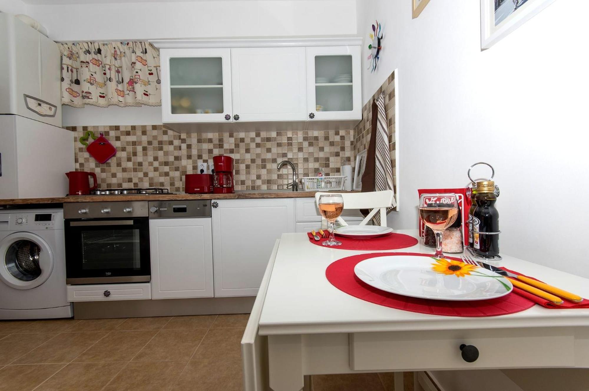 John Residence Apartment Brasov With Parking Option エクステリア 写真