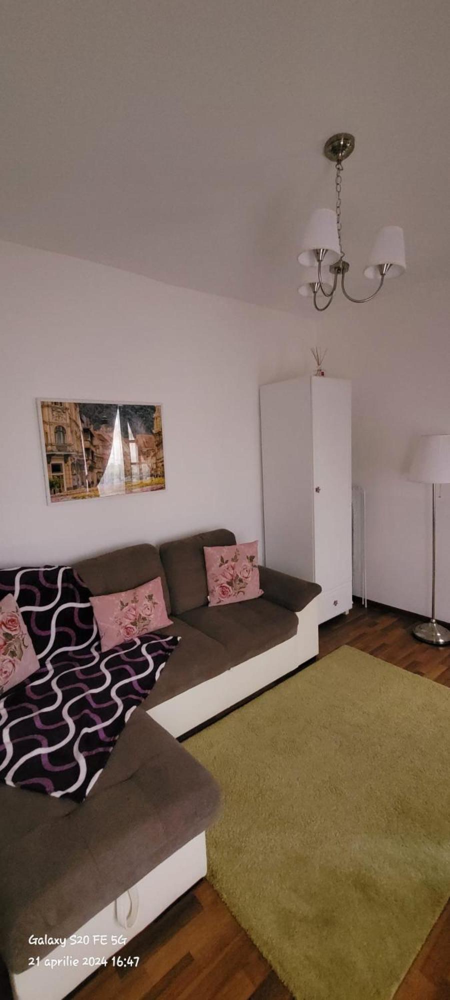 John Residence Apartment Brasov With Parking Option エクステリア 写真