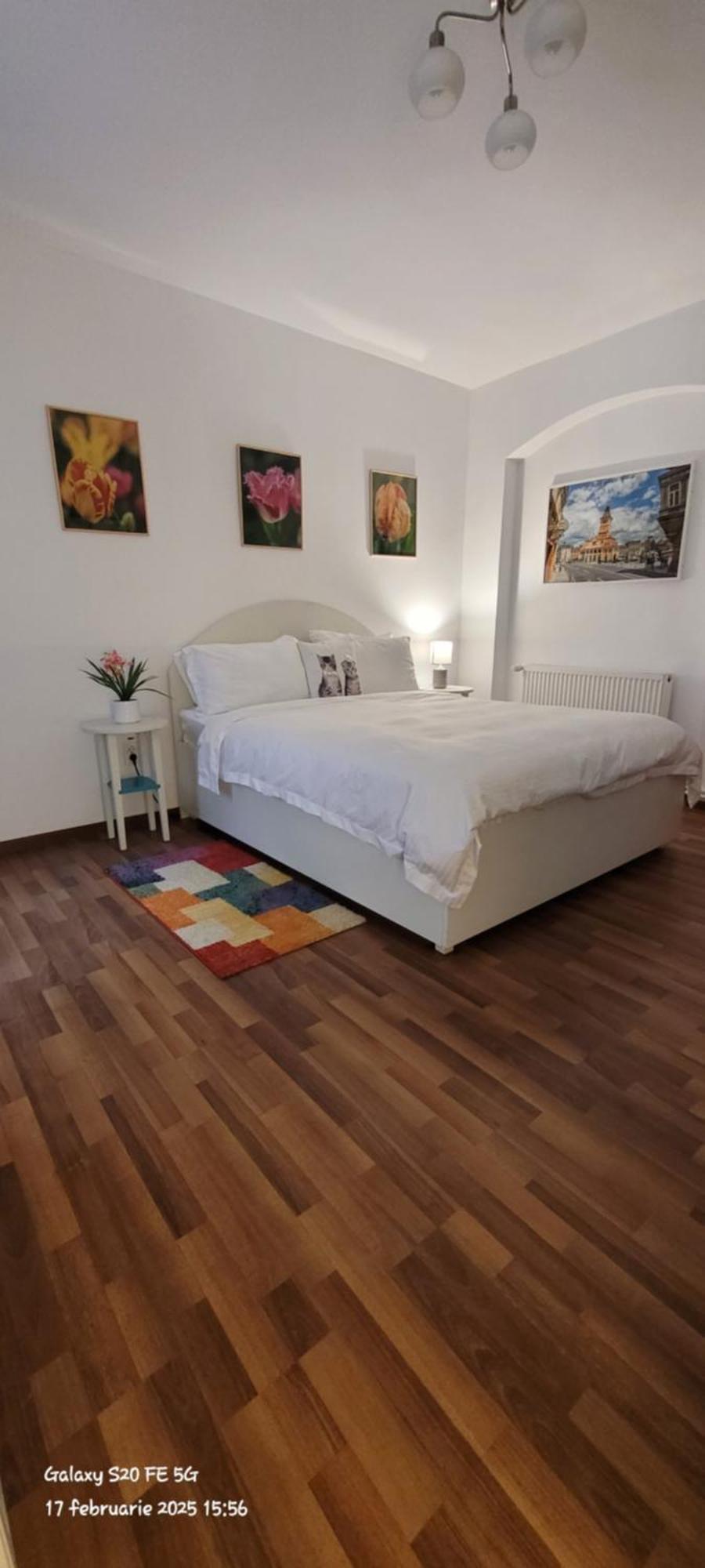 John Residence Apartment Brasov With Parking Option エクステリア 写真
