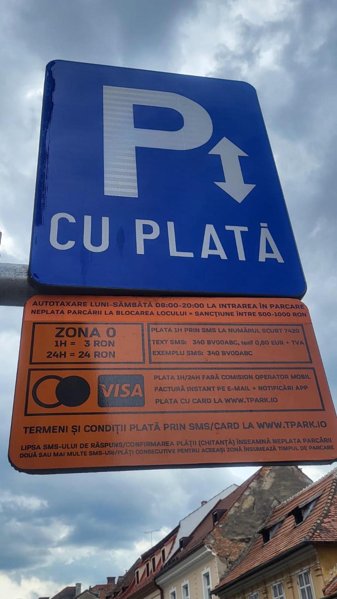 John Residence Apartment Brasov With Parking Option エクステリア 写真